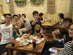 高平烧烤加盟,学烧烤技术,开烧烤店多少钱疯狂烤翅加盟